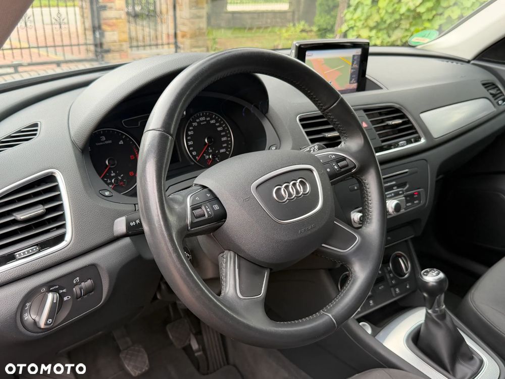 Audi Q3 2.0 TDI Design - 21