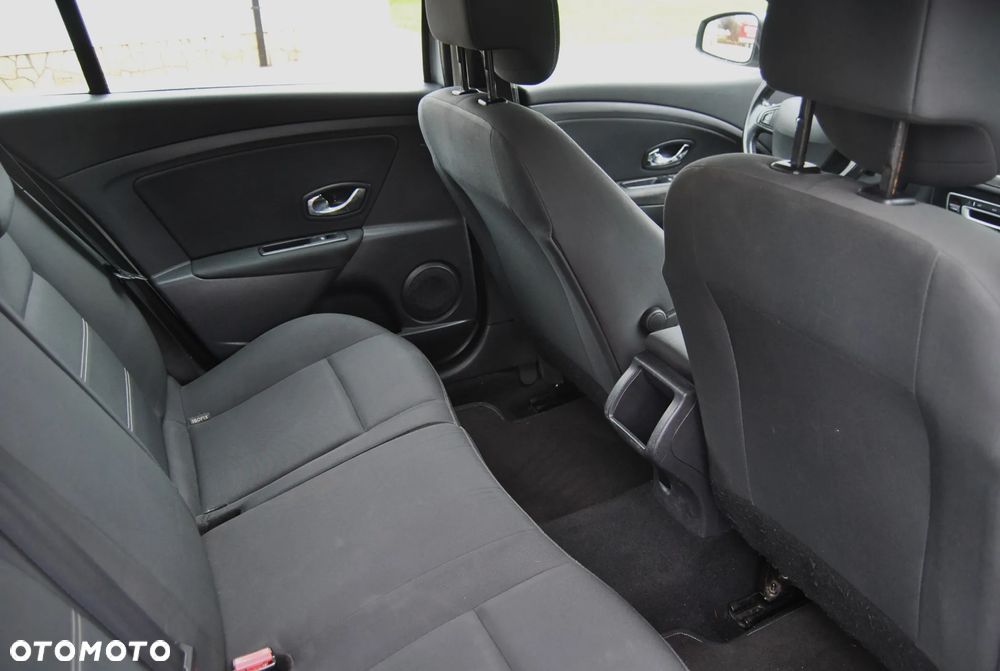 Renault Megane 1.5 dCi Life - 8