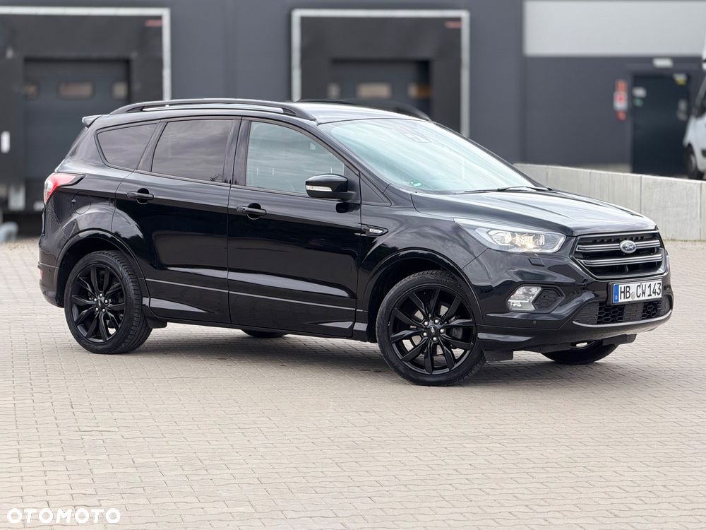 Ford Kuga 1.5 EcoBoost 2x4 ST-Line - 4