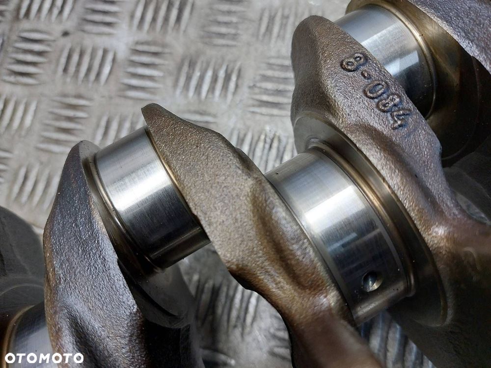 WAŁ KORBOWY AUDI A4 B8 1.8 TFSI CABB 07-15r - 6