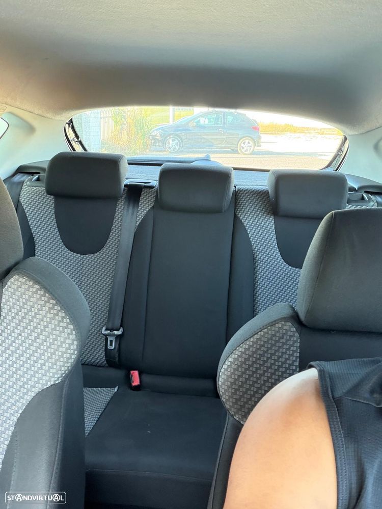 SEAT Leon 1.9 TDI Ecomotive Style - 7