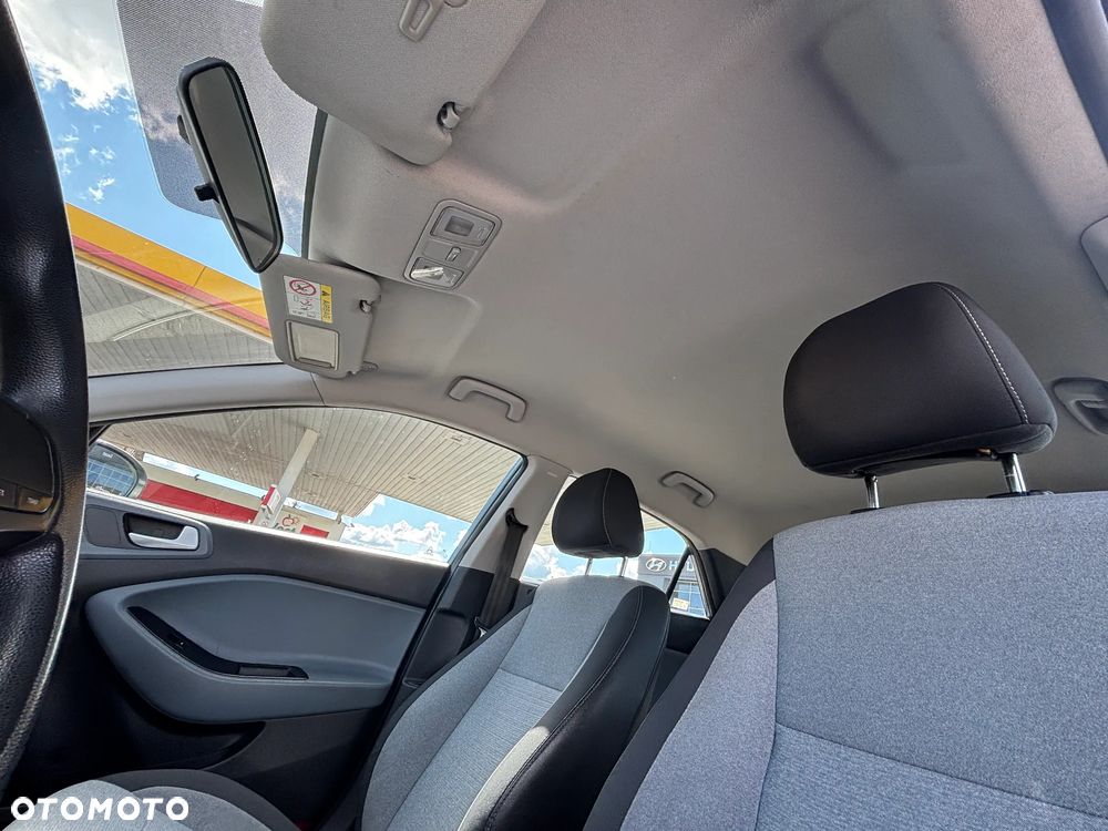 Hyundai i20 1.2 BlueDrive Comfort - 19