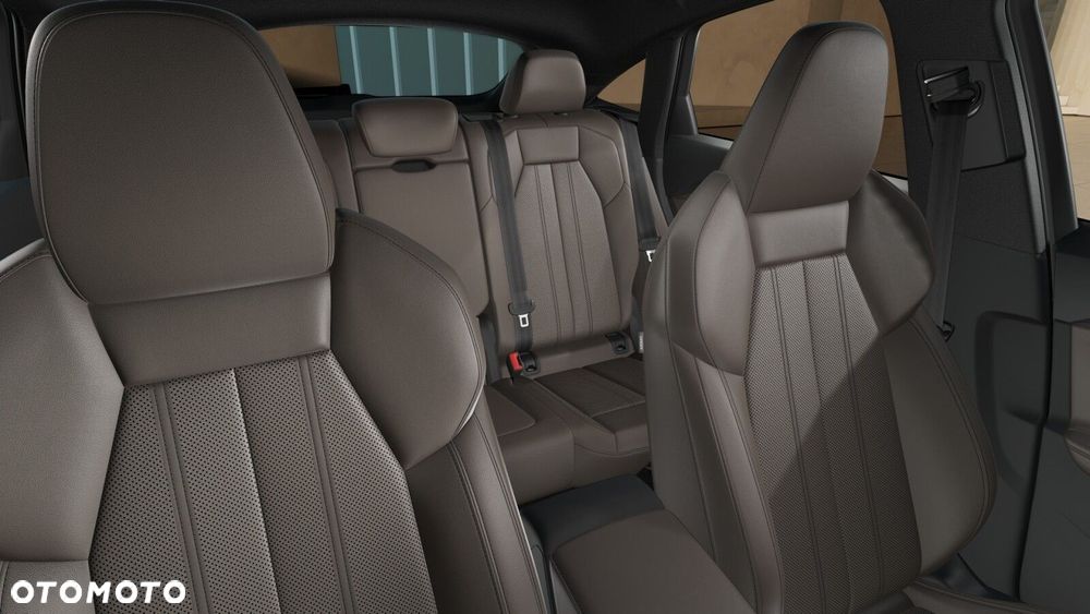 Audi Q5 Sportback - 10
