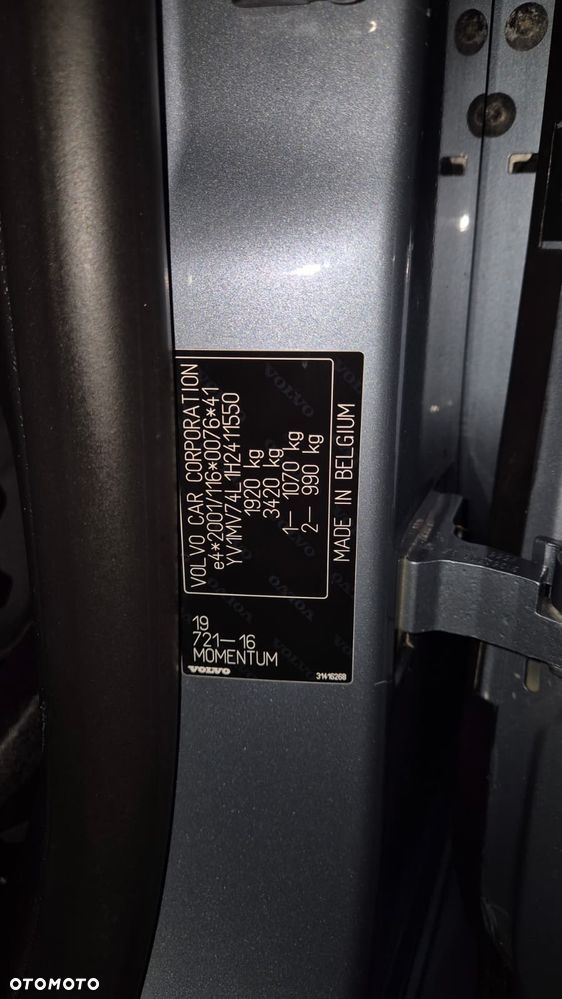 Volvo V40 D4 Momentum - 20