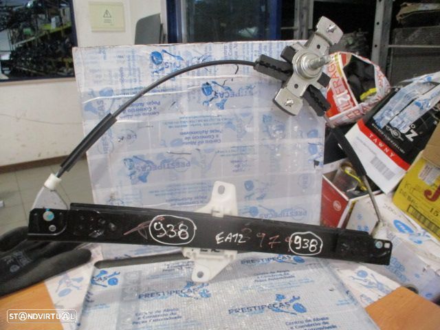 Elevador Manual Elevm938 CHEVROLET SPARK 2010 1.0 68CV 5P PRETO TE - 1