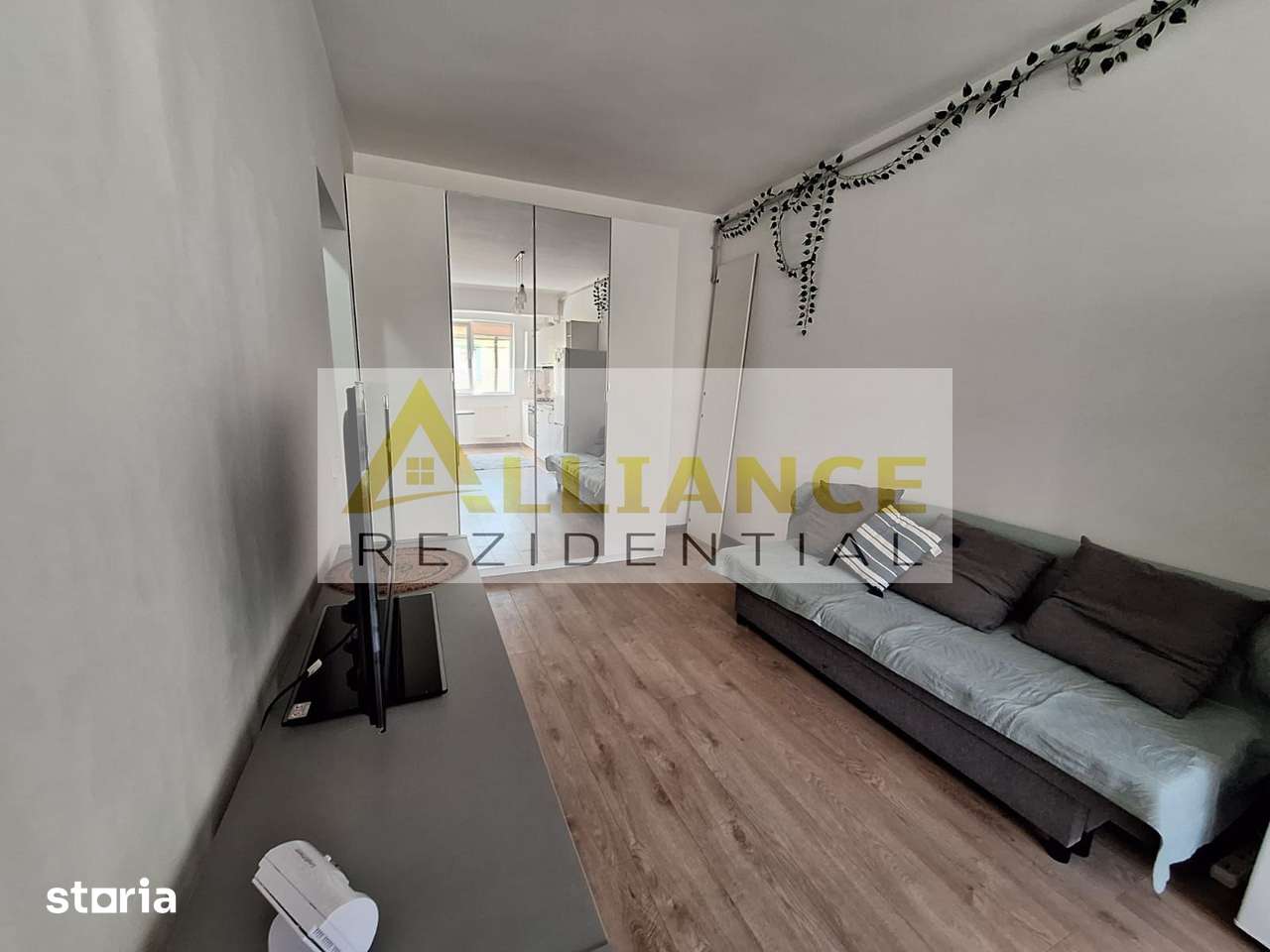 APARTAMENT 2 CAMERE TIP STUDIO DE VÂNZARE ÎN EXCLUSIVITATE — fotografia 3