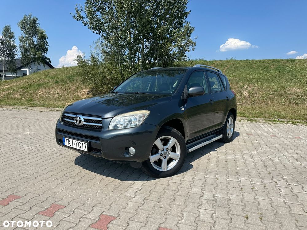 Toyota RAV4 2.2 D-4D Premium - 1