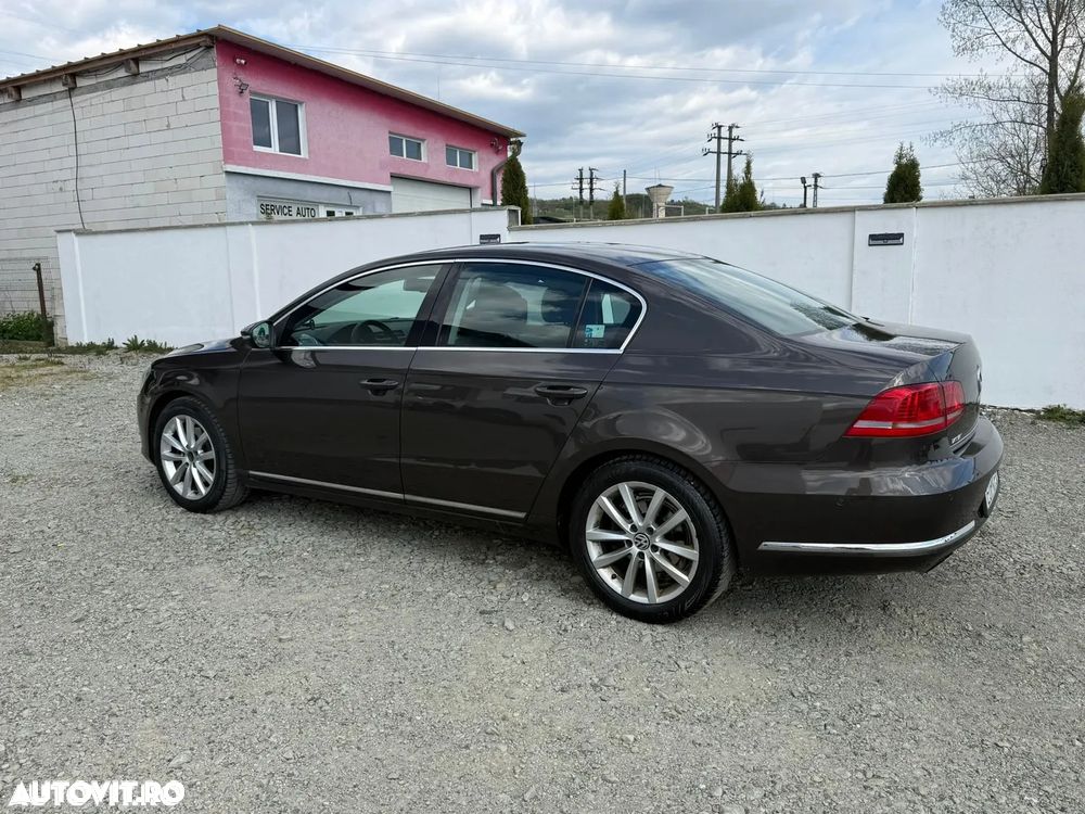 Volkswagen Passat 2.0 TDI DSG (BlueMotion Technology) Highline - 18