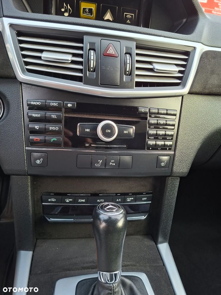 Mercedes-Benz Klasa E 200 CGI BlueEFFICIENCY Automatik - 15