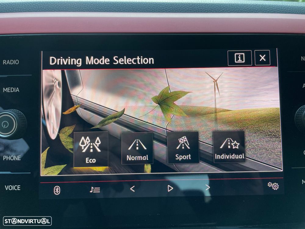 VW Polo 2.0 TSI GTI DSG - 22