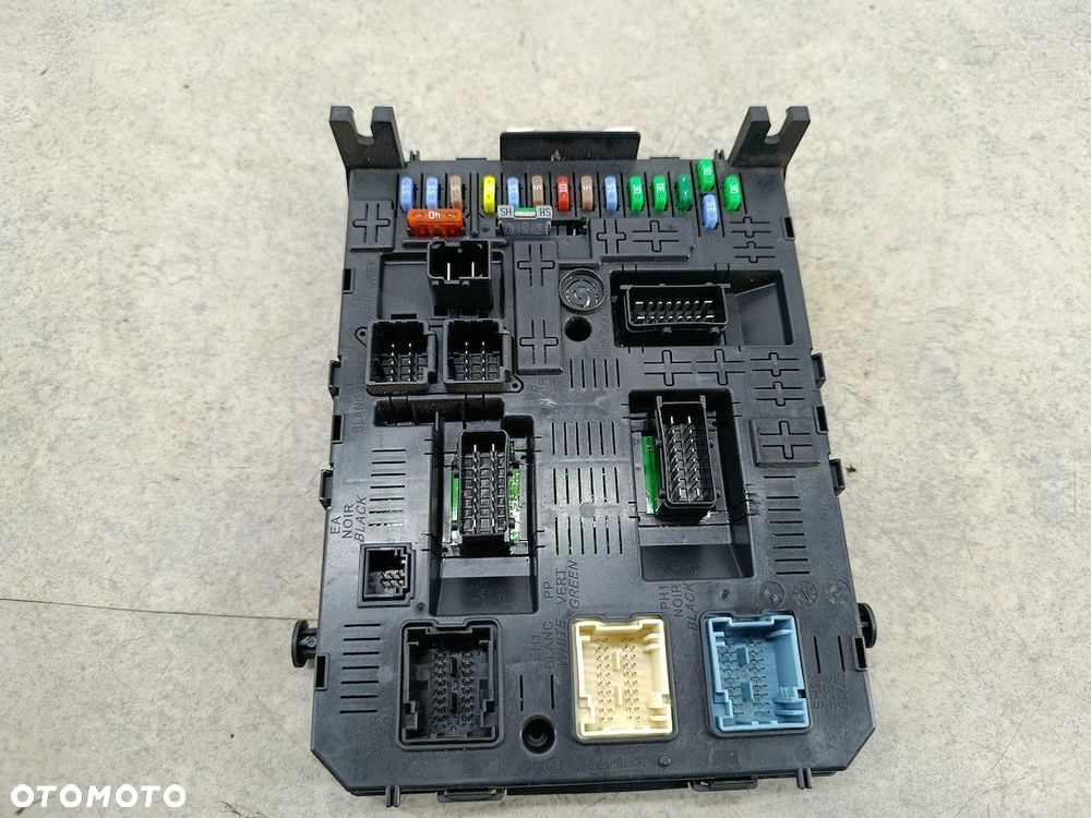 MODUŁ BSI CITROEN C5 III 9666895680 1.6 THP - 3