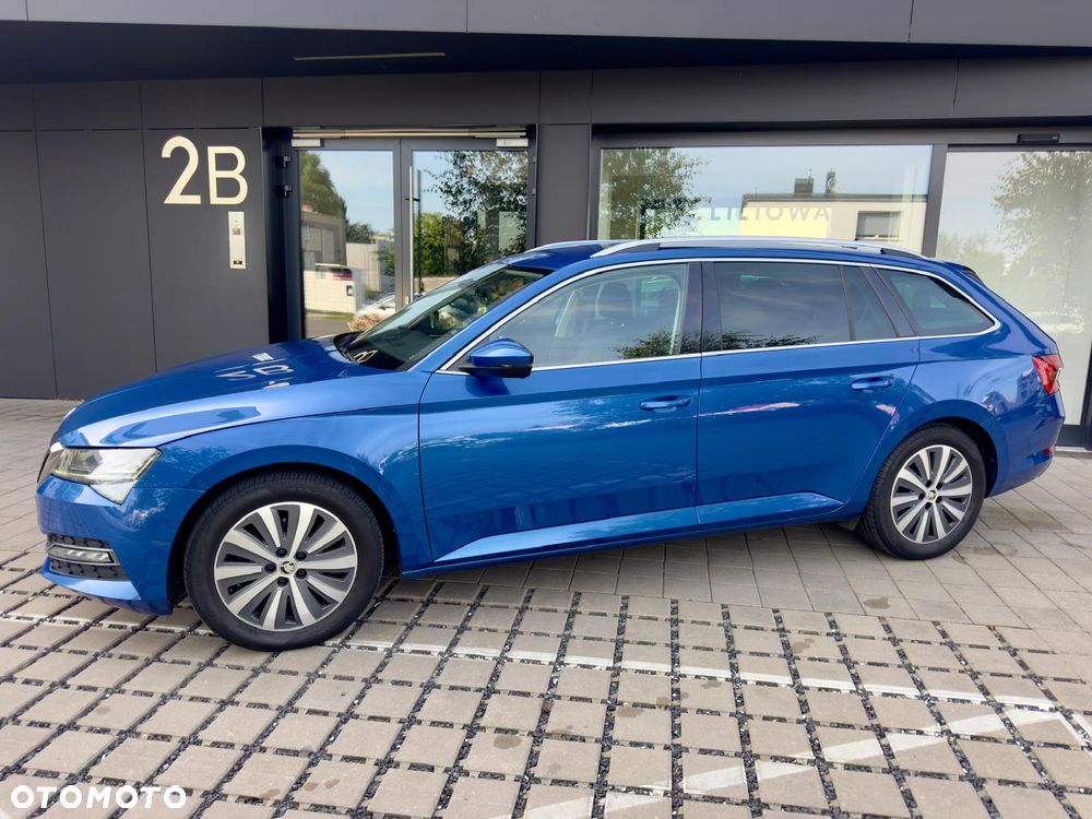 Skoda Superb 2.0 TDI SCR Style DSG - 1