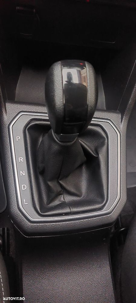 Dacia Logan TCe 90 CVT Comfort - 9