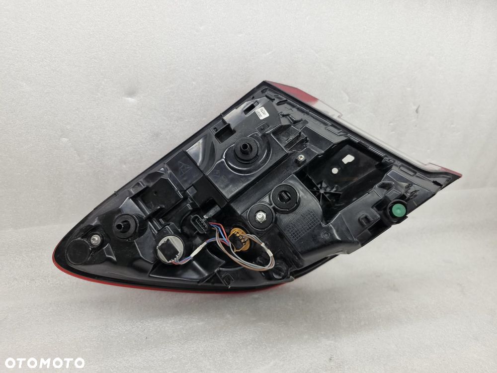 REANULT CAPTUR II LAMPA PRAWA TYŁ 265504004R - 5
