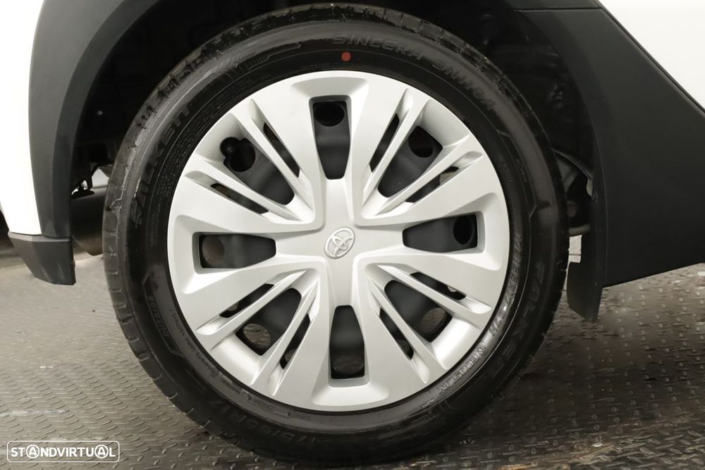 Toyota Aygo X Business Edition - 5