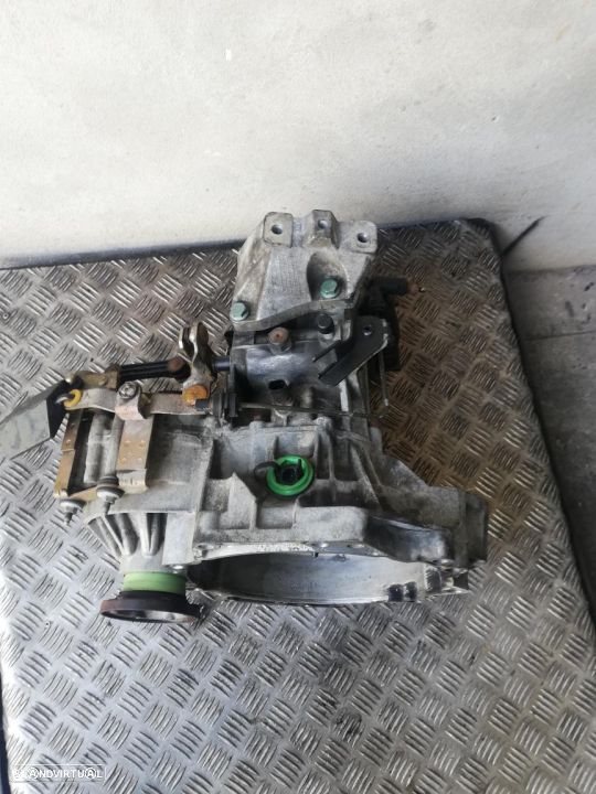 Caixa de velocidades Vw Golf 4, Audi A3, Seat Leon 1.6 16V Ref: ERT - 5