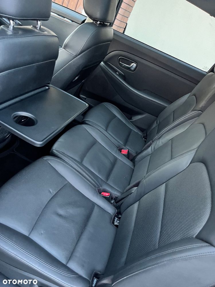 Kia Carens 1.7 CRDi Business Line 7os 7DCT - 10