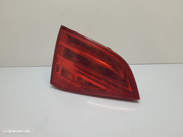 Farolim esquerdo da mala AUDI A4 Avant B8 (2012)