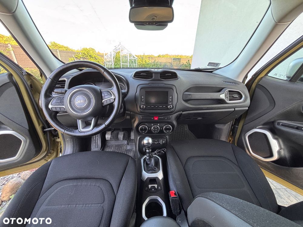Jeep Renegade - 12