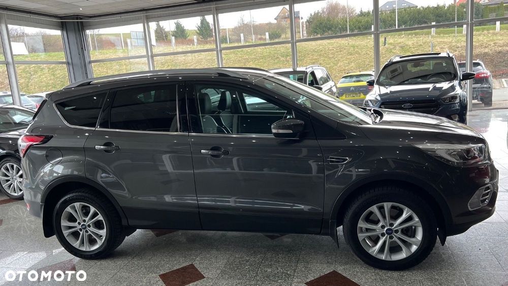 Ford Kuga - 19