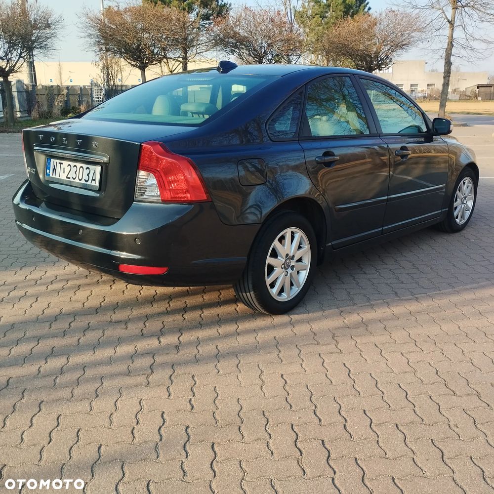 Volvo S40 2.0D Momentum - 1