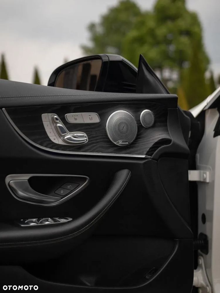 Mercedes-Benz Klasa E 300 Coupe 9G-TRONIC - 18