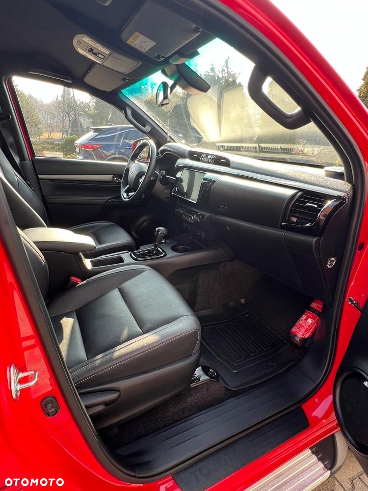 Toyota Hilux 2.8 D-4D Double Cab Invincible 4x4 - 11