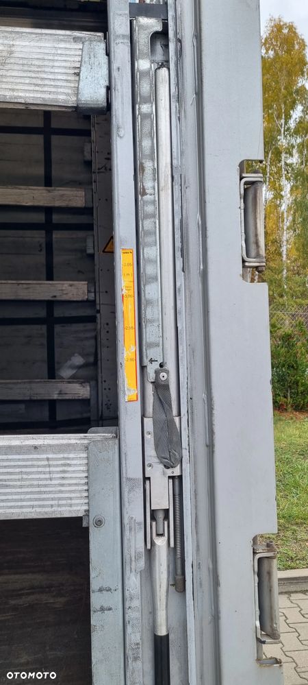Schmitz Cargobull Varios, koła 385/55/22,5 - 10