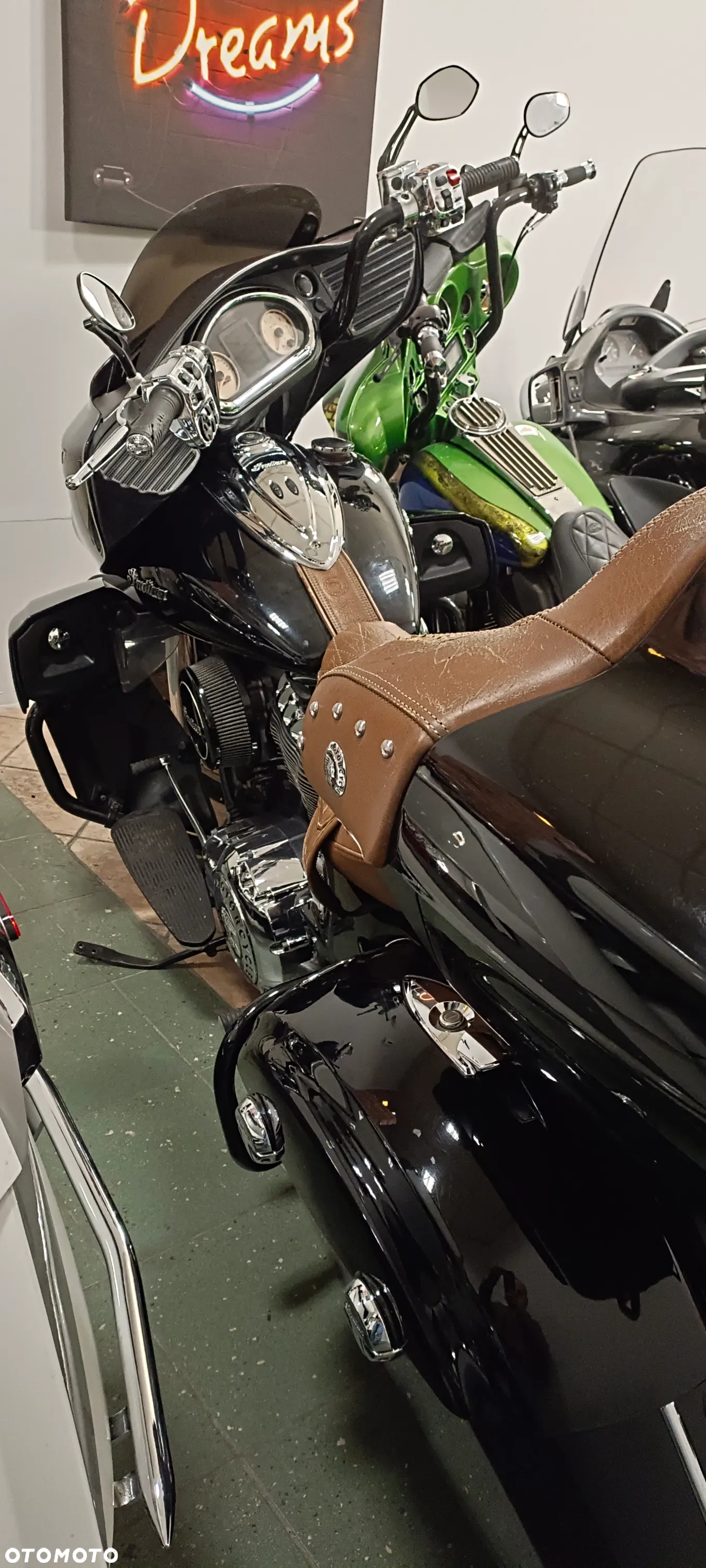 Indian Roadmaster - 10