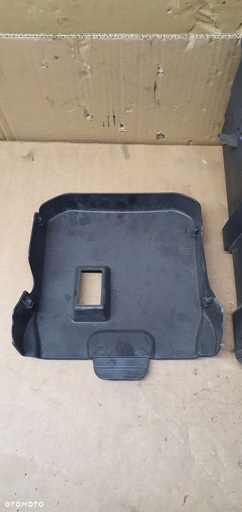 Obudowa podstawa akumulatora Ford Kuga MK1 AM51-10723-AB AM51-10A659-AB - 7