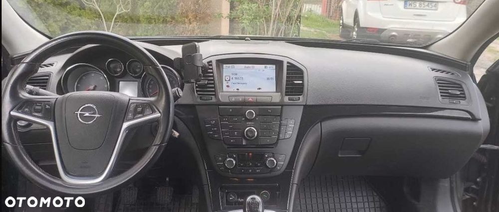 Opel Insignia - 8