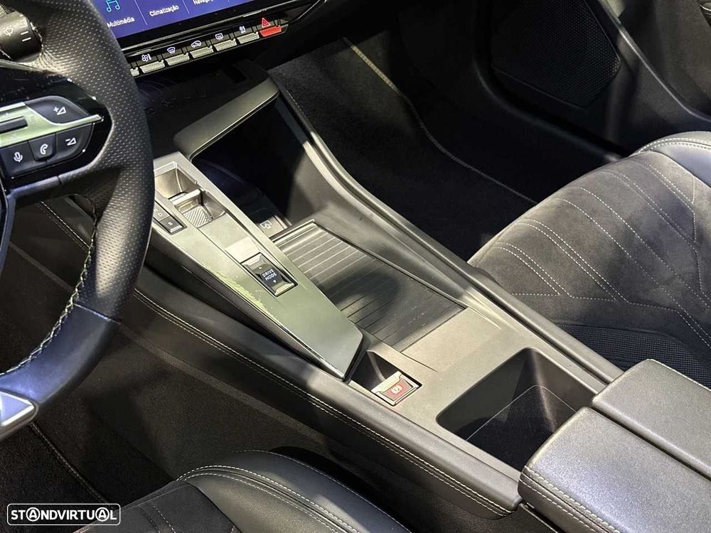 Peugeot 408 1.6 Hybrid GT e-EAT8 - 14