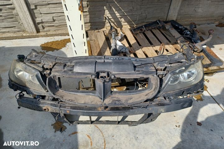 Trager BMW Seria 3 E90  [din 2004 pana  2010] seria Sedan 318d MT (122 hp) - 1