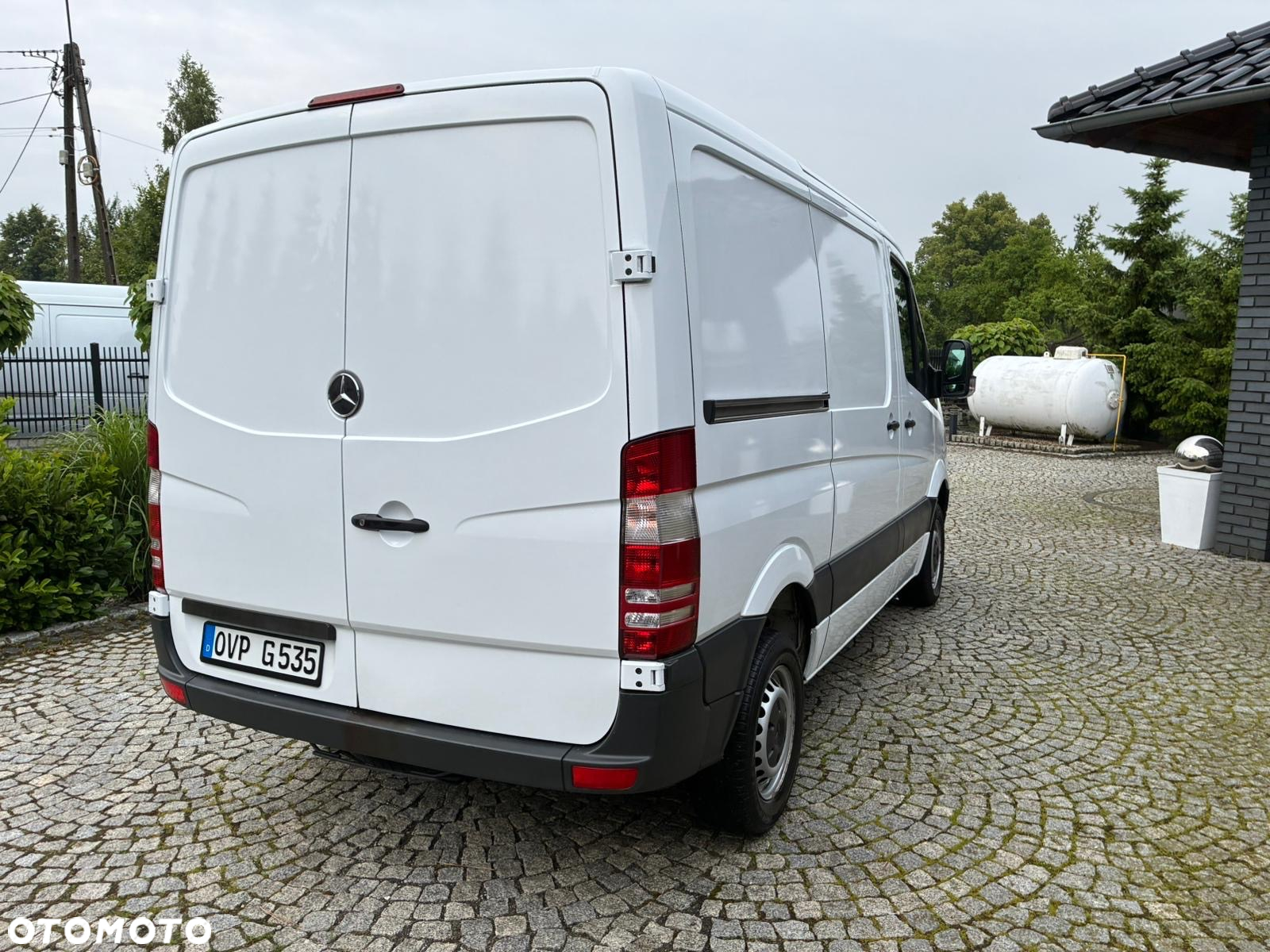 Mercedes-Benz Sprinter 906 311 CDI - 34