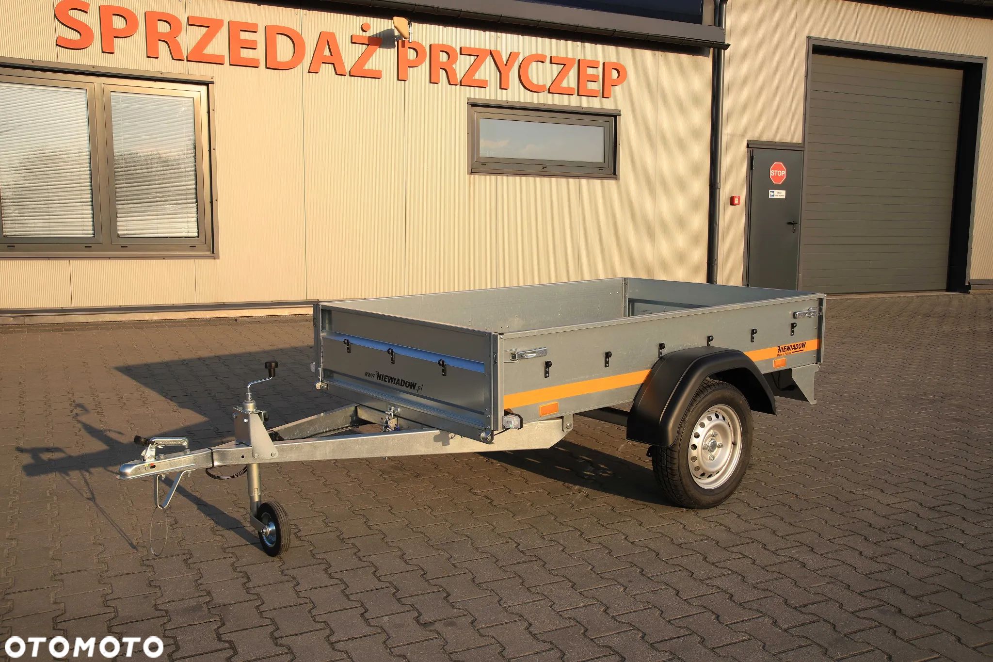 Niewiadów N-421U  204 x 128 x 35 cm DMC 750 kg Bardzo mocna - 1