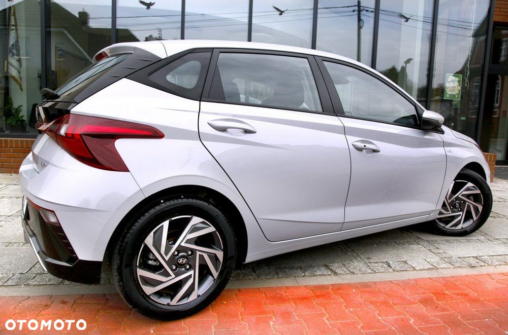 Hyundai i20 - 25