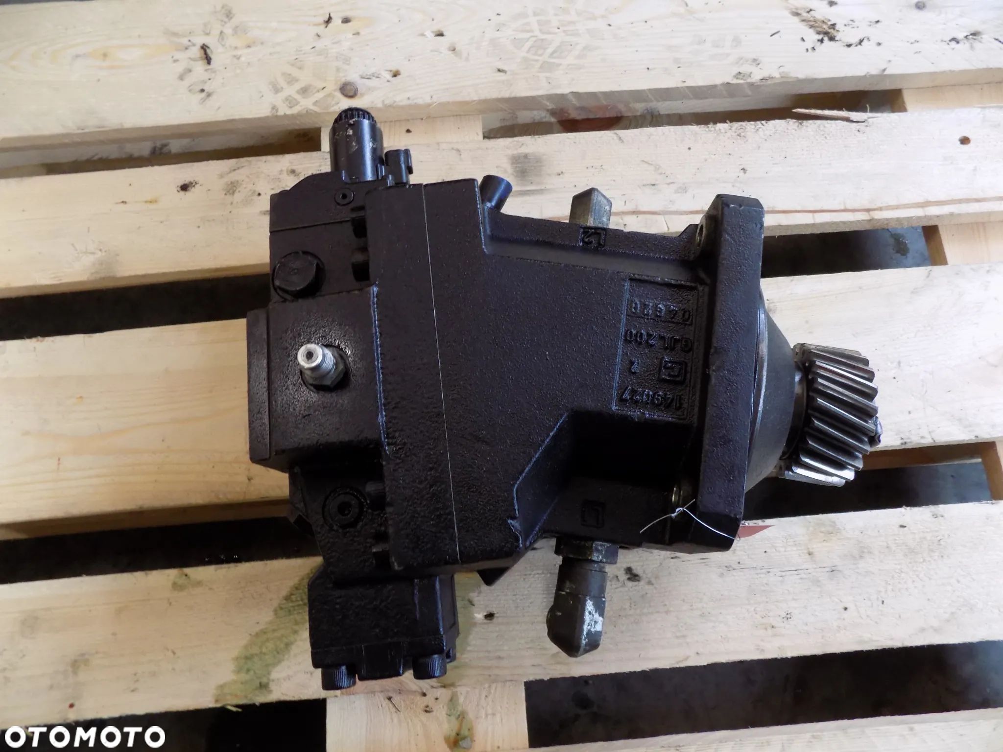 Merlo P 34.7 Silnik hydrauliczny hydrostat  silnik Sauer-Danfoss H1B110 A - 1