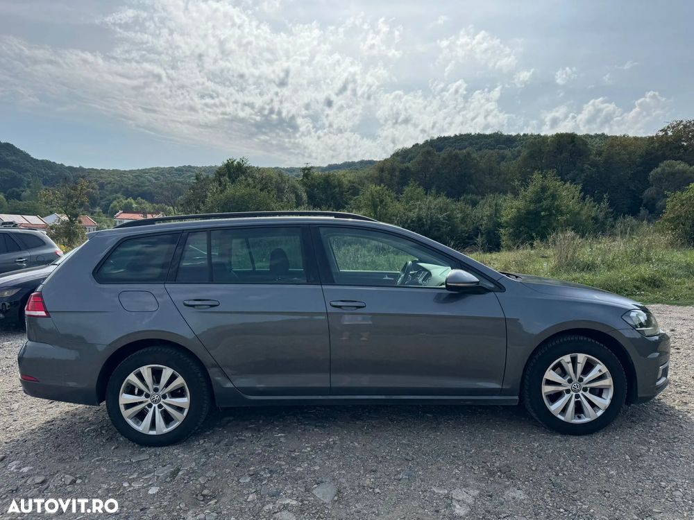 Volkswagen Golf 1.6 TDI Comfortline - 3