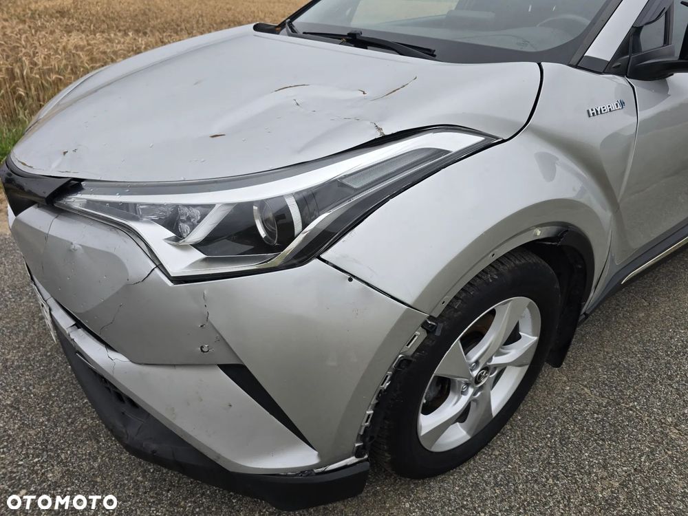 Toyota C-HR Style Selection - 8