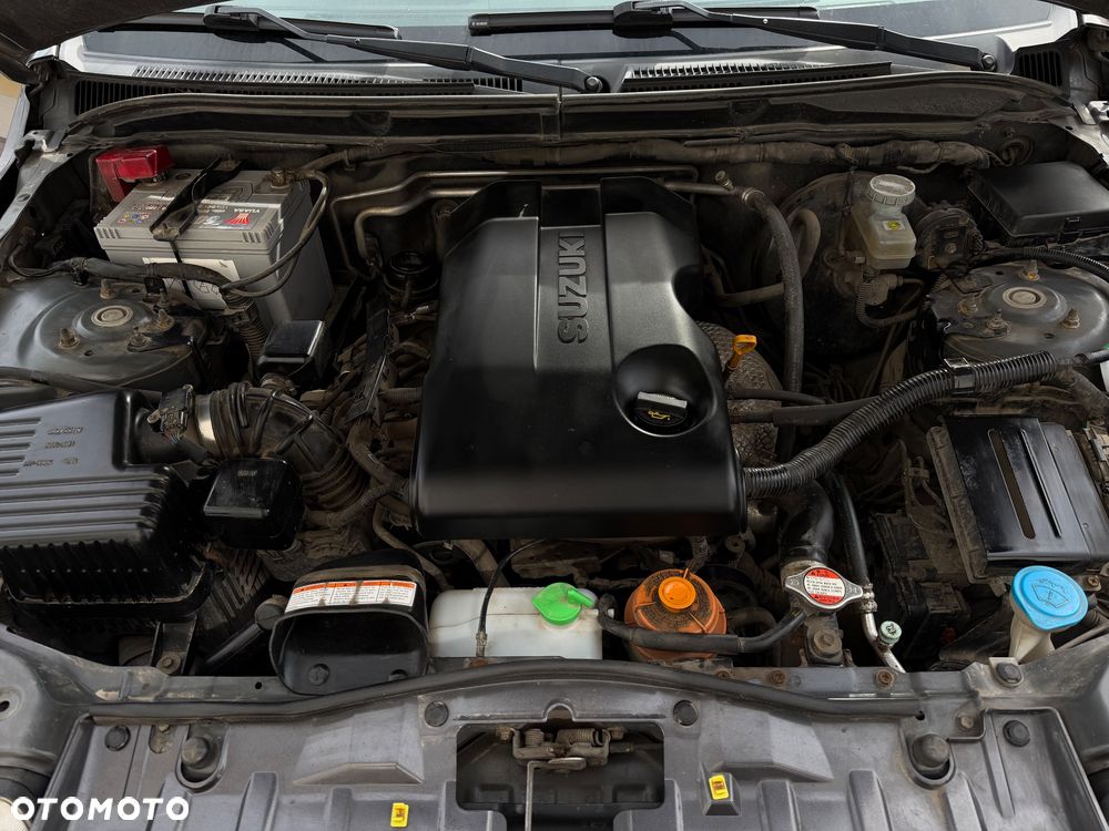 Suzuki Grand Vitara 2.4 Premium - 30