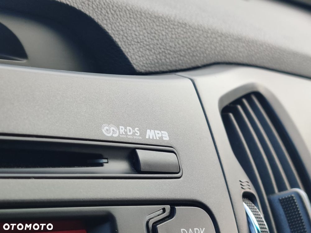 Kia Sportage 1.7 CRDI 2WD Vision - 12