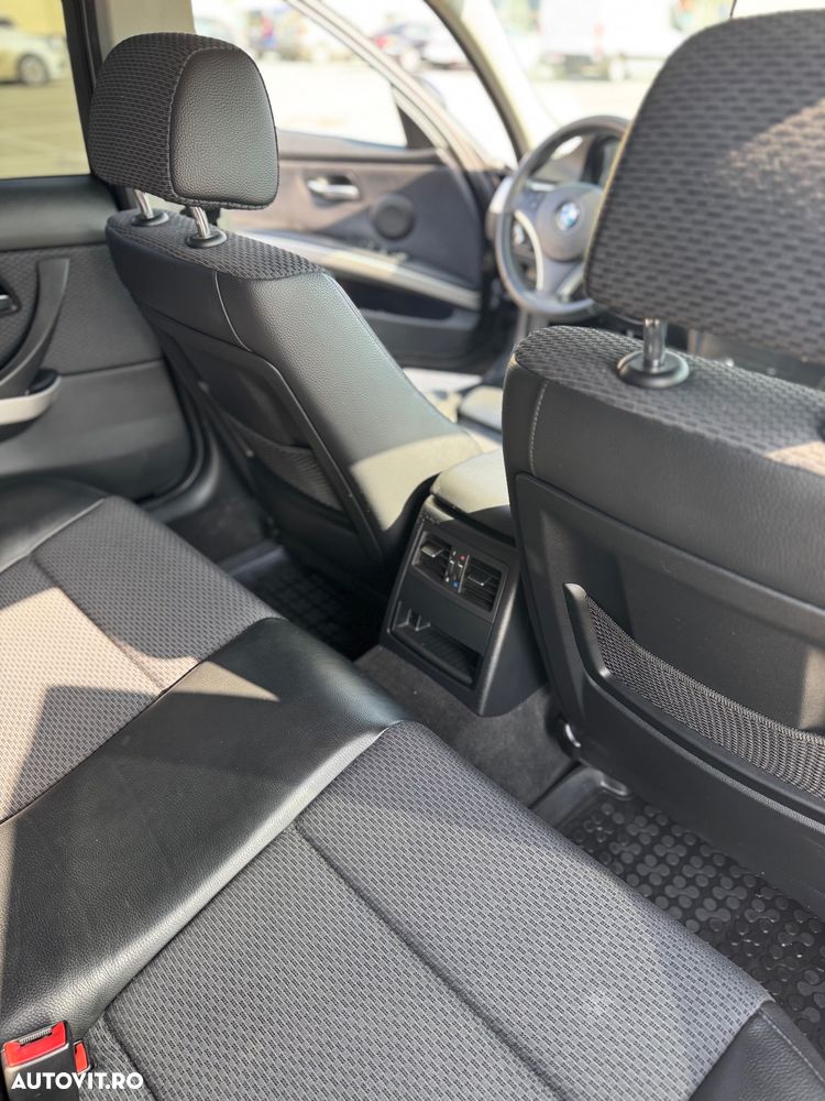 BMW Seria 3 320d - 12