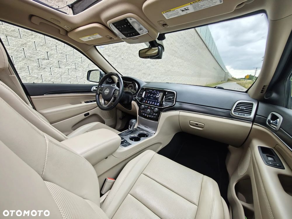 Jeep Grand Cherokee - 10
