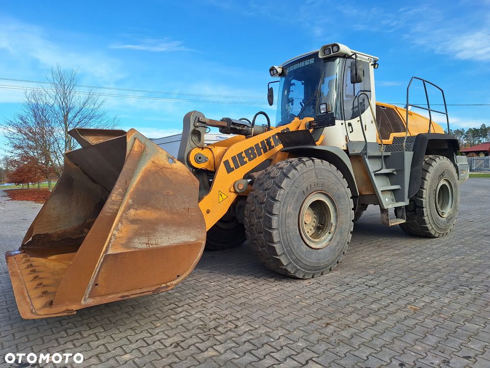 Liebherr L566 566 bardzo dobry stan, centralne smarowanie, bardzo dobre opony