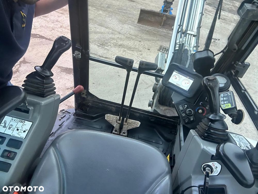 Bobcat E55 - 15