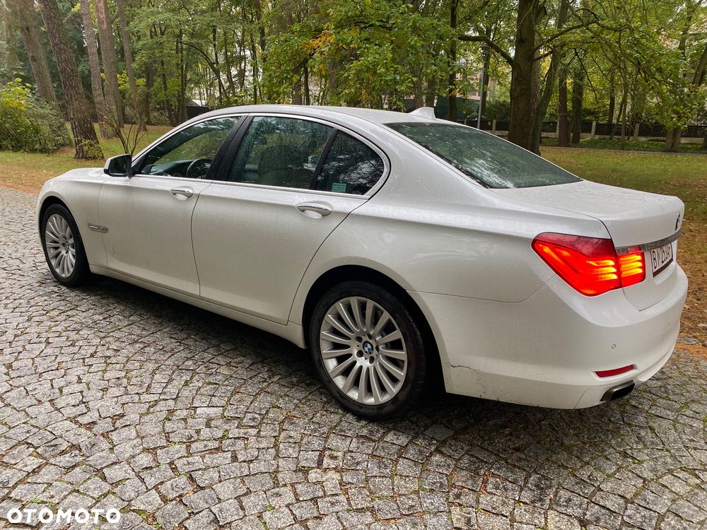 BMW Seria 7 740d xDrive - 7