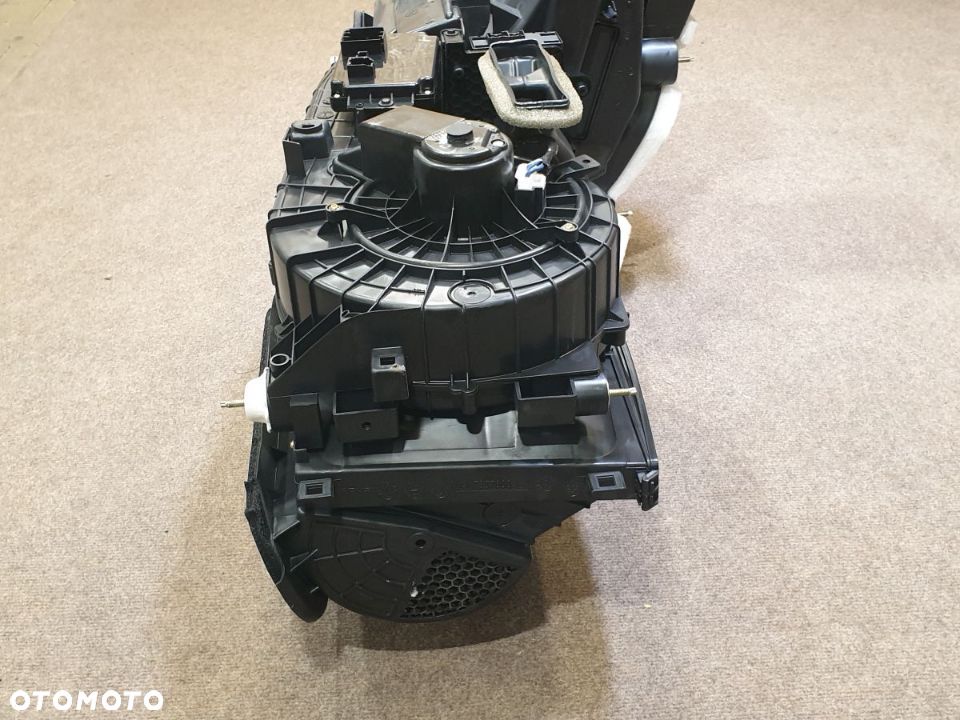 Nagrzewnica JEEP GRAND CHEROKE 17 21 rok . - 5