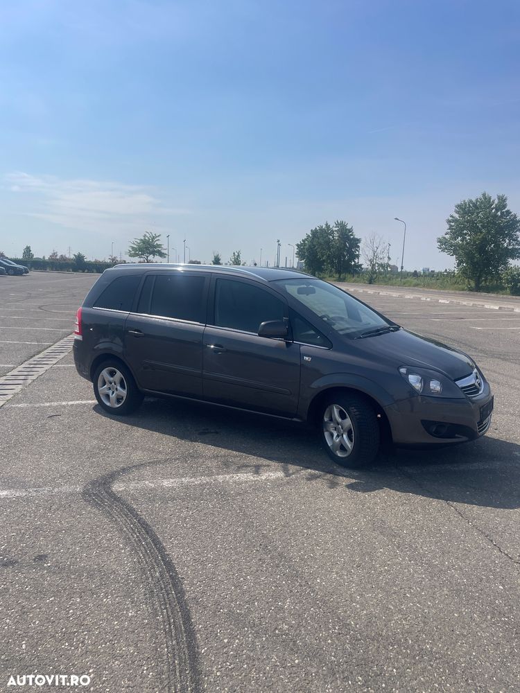 Opel Zafira 1.8 Design Edition - 4