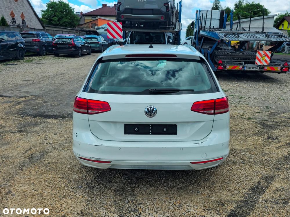 Volkswagen Passat 2.0 TDI (BlueMotion Technology) Trendline - 7