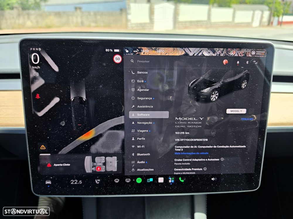 Tesla Model Y Long Range Dual Motor AWD - 21